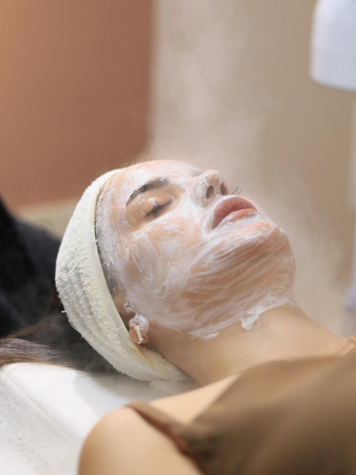 FACIAL 60 – Limpieza básica y bienestar esencial